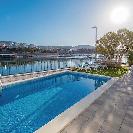 Beautiful Home In Sibenik With Kitchen Esterno foto