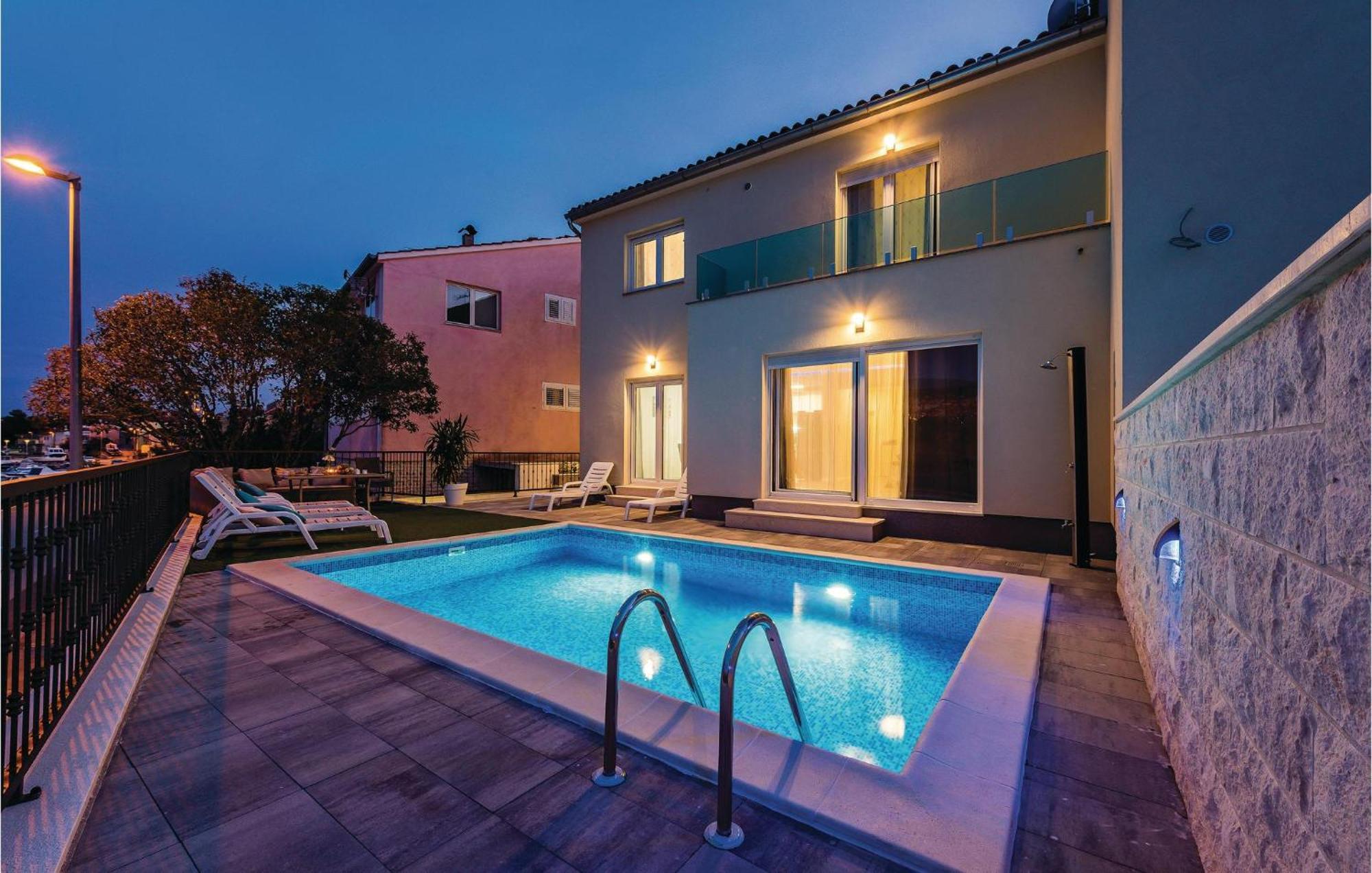 Beautiful Home In Sibenik With Kitchen Esterno foto