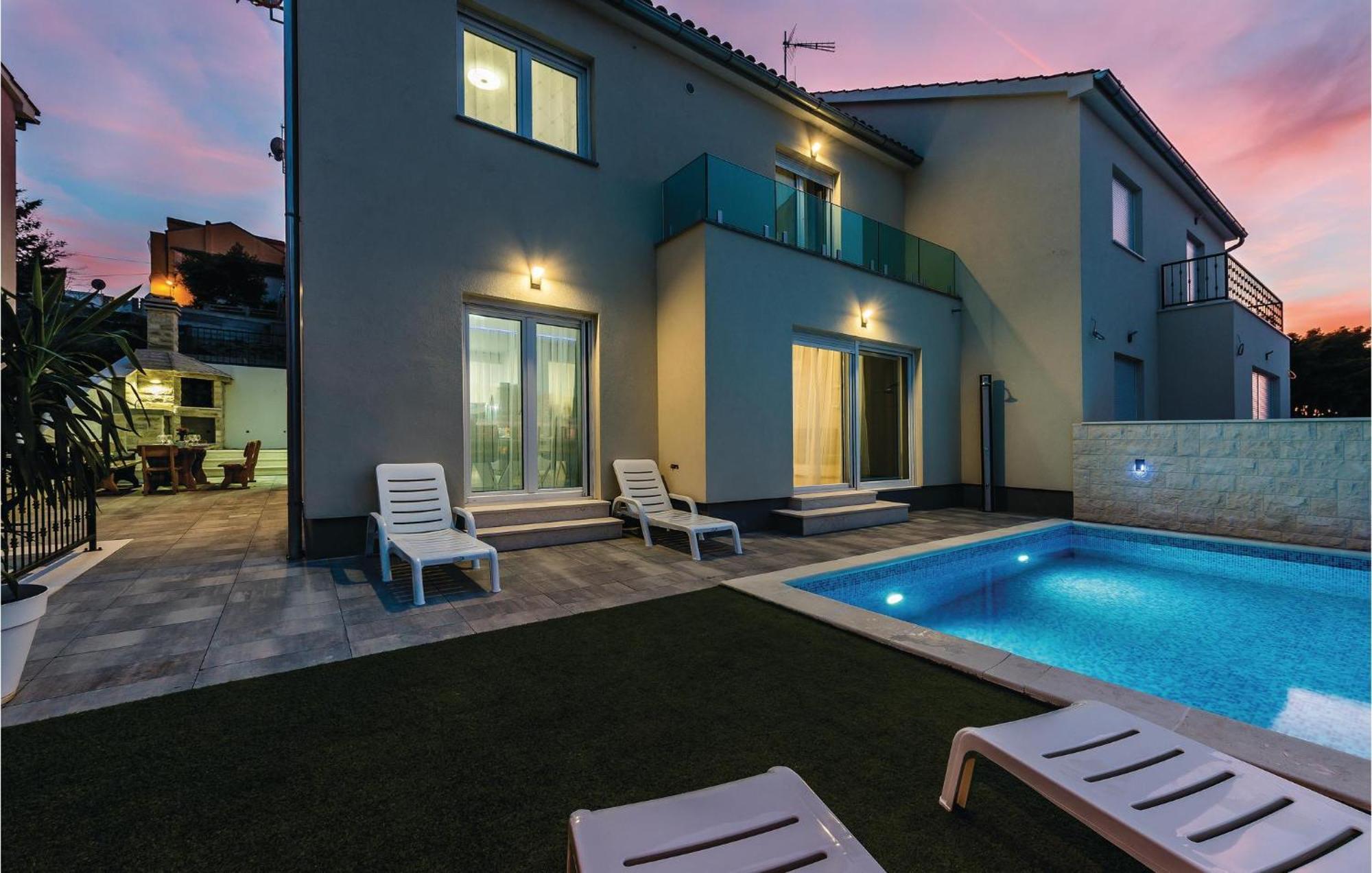 Beautiful Home In Sibenik With Kitchen Esterno foto