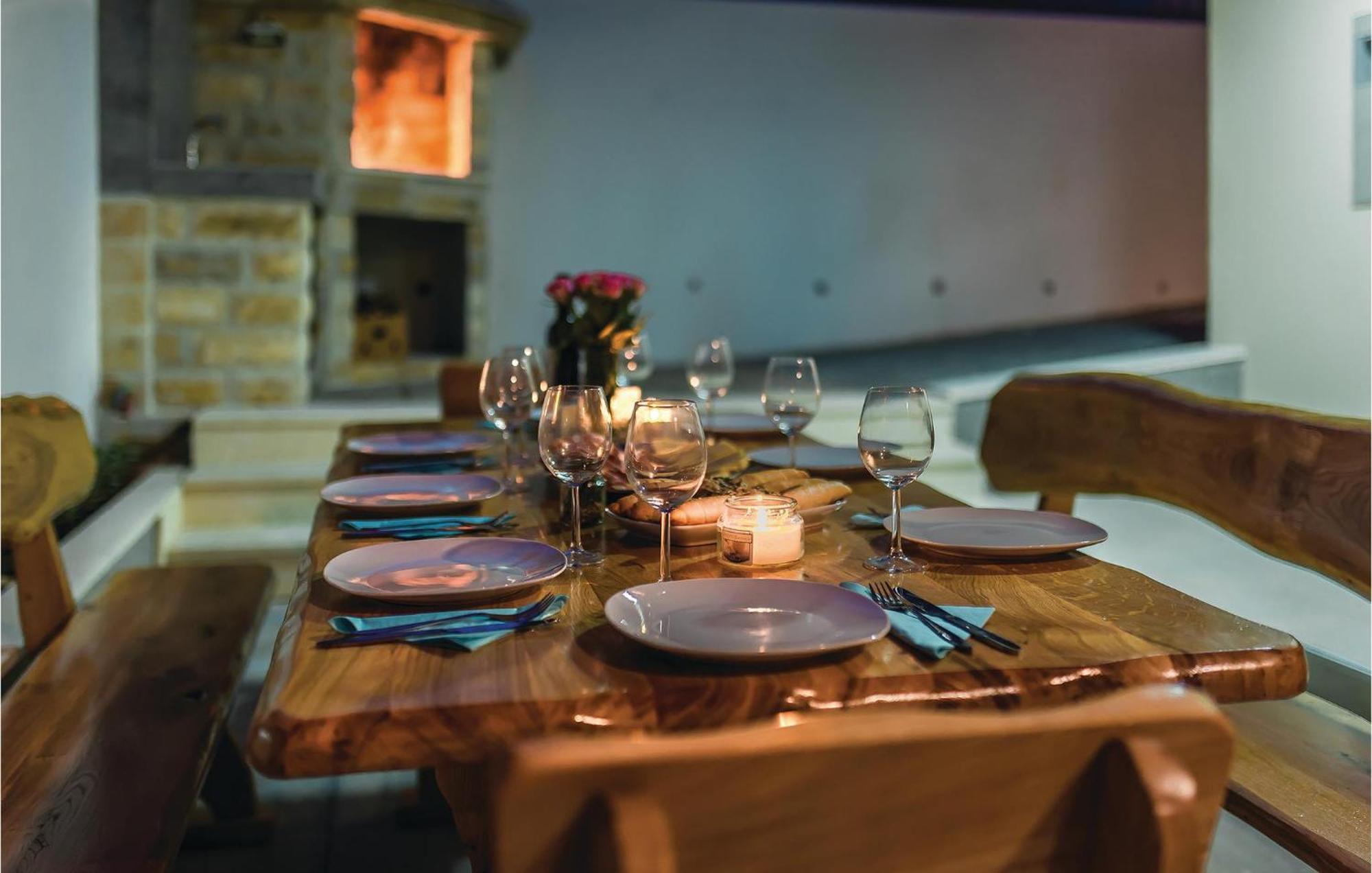 Beautiful Home In Sibenik With Kitchen Esterno foto