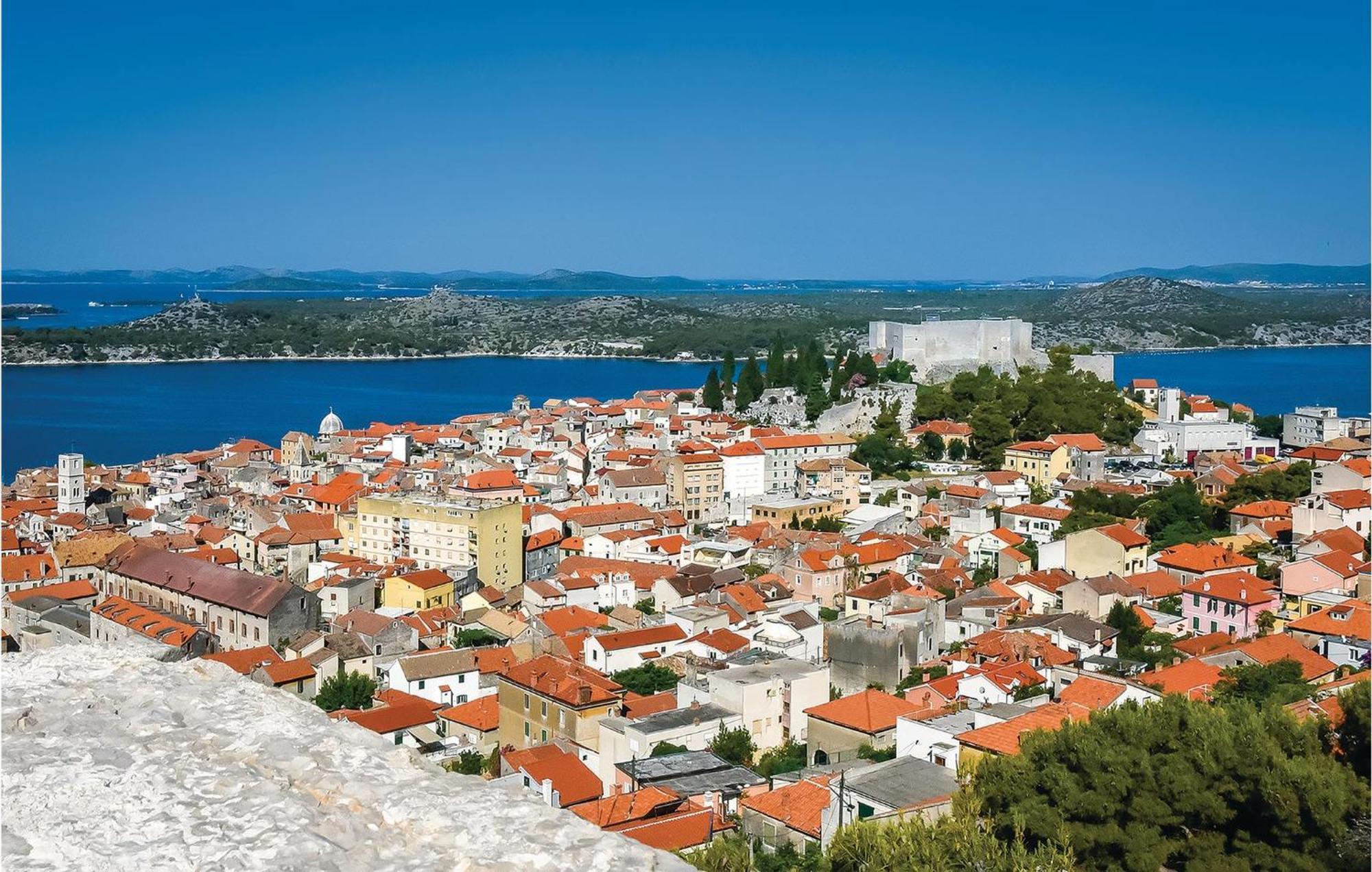 Beautiful Home In Sibenik With Kitchen Esterno foto